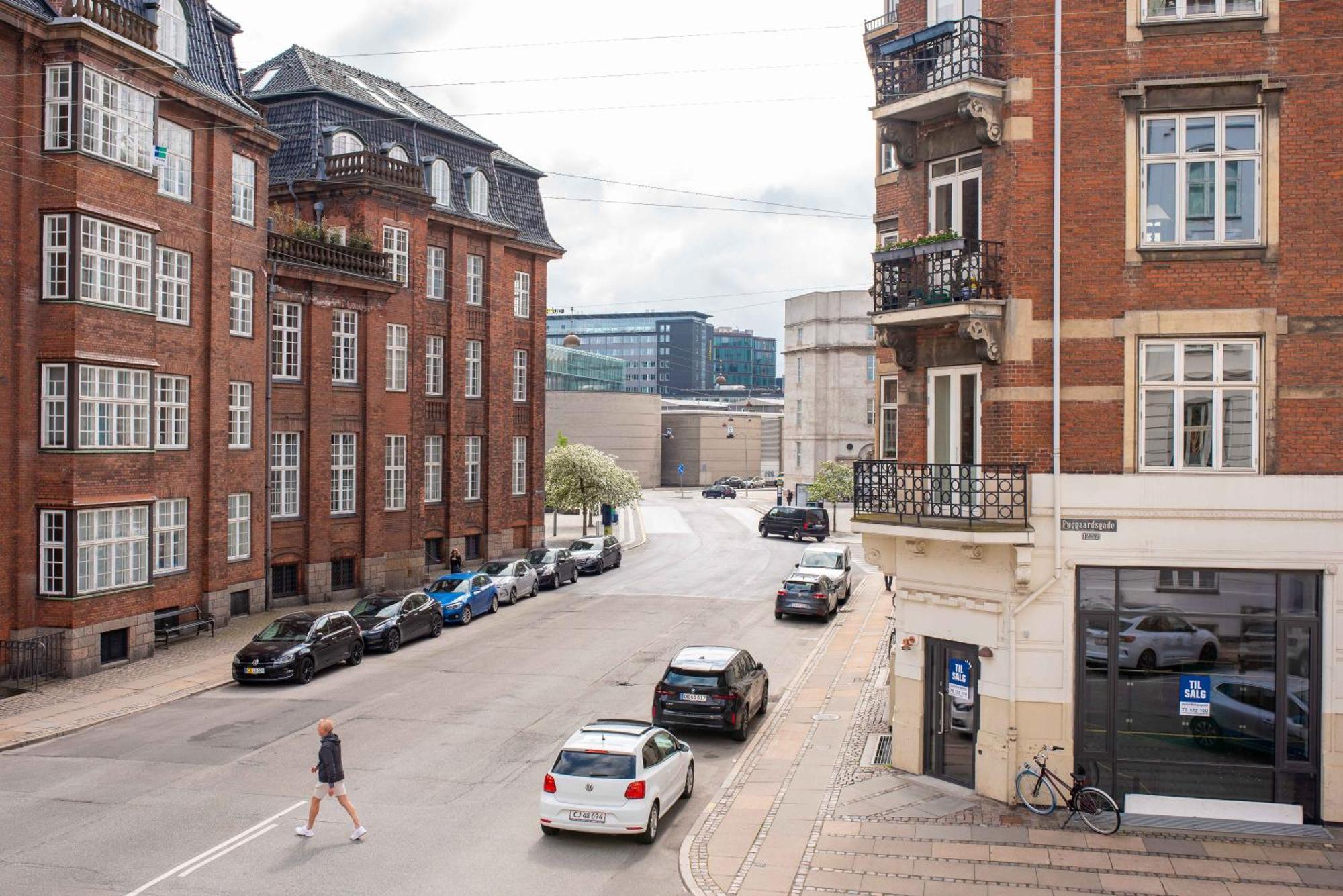 Large Apartment In Central Copenhagen By Tivoli Gardens Exterior photo